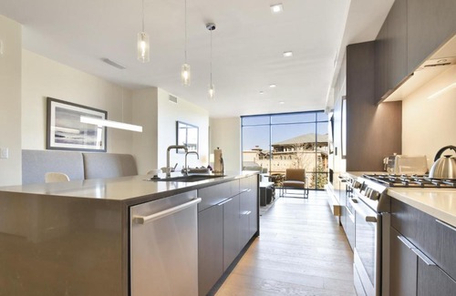 Park City Apartment | Modern & Luxurious 2 BR Residence- Ski in ski out! condo