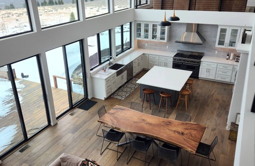 Cameron House | Modern Luxury Yellowstone Retreat