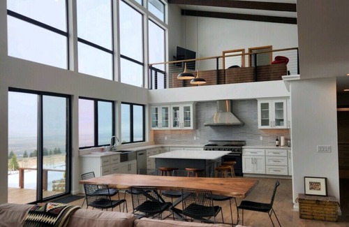 Cameron House | Modern Luxury Yellowstone Retreat