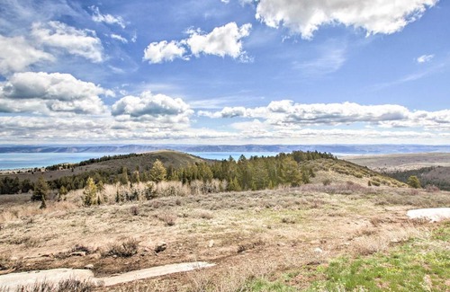 Garden City House | Modern Mountain Townhome about 1 Mi to Bear Lake!