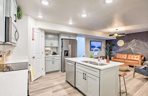 Garden City House | Modern Mountain Townhome about 1 Mi to Bear Lake!