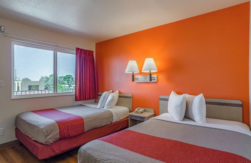 Cheyenne Hotel | Motel 6 Cheyenne WY