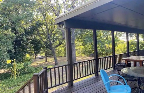 Westport House | Nature Paradise at Keystone Lake