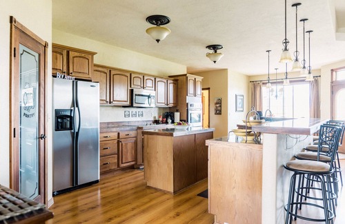 Columbia Falls House | Near Glacier w/2 King beds & views! Exceptionally clean w/lots of amenities!