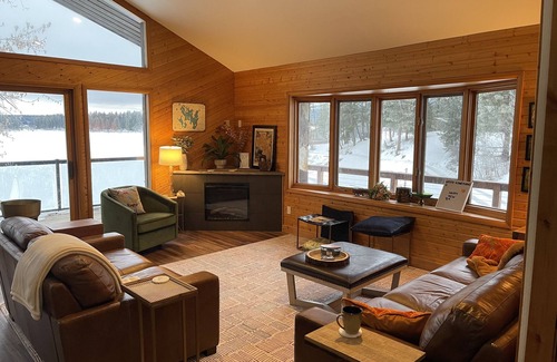 Bigfork House | NEW listing on Echo Lake! Beautiful remodel with lake front