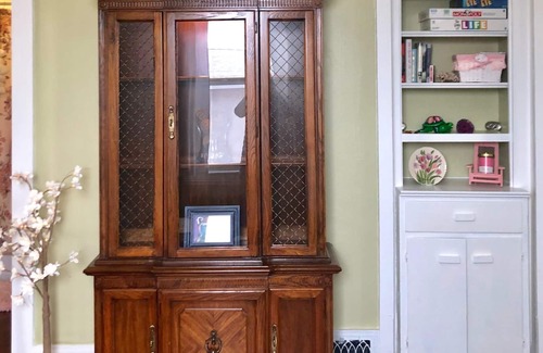 Riverfront Apartment | Newly Remodeled Queen Anne Apartment