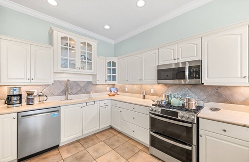 Painters Hill House | No Extra Fees! Heated Pool/Steps to Private Beach