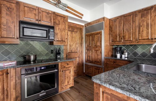 Jackson Condo | Outpost: Grand View 2710 - Air conditioning!