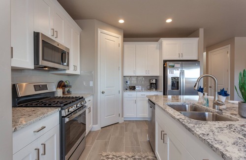 Washington House | Paseos 1149 | Desert Pete's Retreat SLP 20 | Private Swim Spa and Hot Tub, and Putting Green