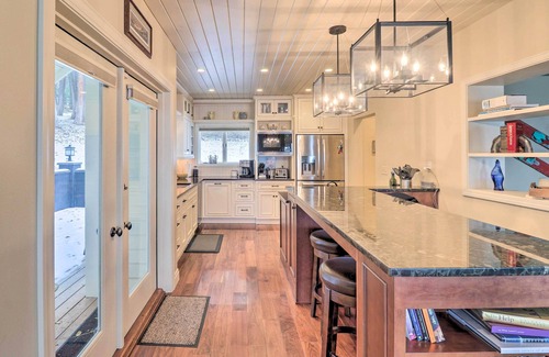 Lakeside House | Peaceful Lakeside Retreat w/Deck & Amazing Views!