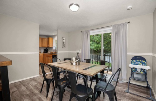 North Spokane House | Peaceful Retreat I Comfy & Spacious Home!