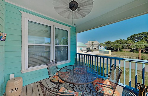 Tybee Island House | Peach Coral