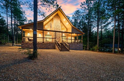 Broken Bow House | Peak A Boo Pines with Game Loft Hot Tub Fireplaces and More