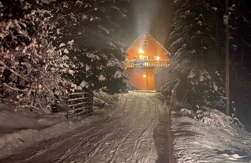 Sagle House | Perfect Combination Ski/Lake/Mountain Cabin - Lake Pend Oreille Idaho