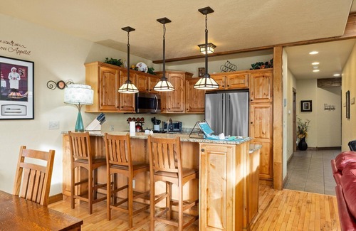 Red Lodge House | Perfectly situated Creekside Rock Creek Jewel with Hot Tub & Fireplaces
