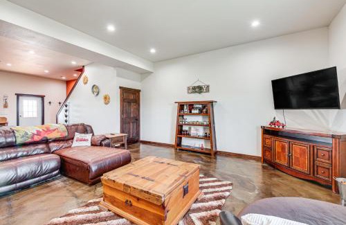 Lingle House | Pet Friendly Daydreamers Guest Ranch on 60 Acres