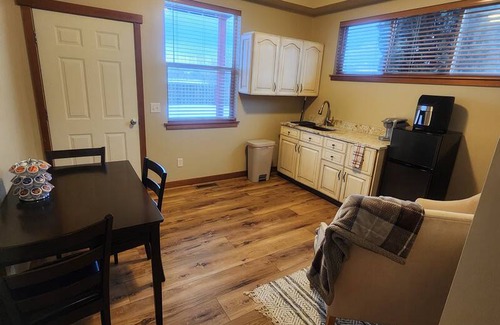 Bozeman Resort | Private room ∙ 1 guest