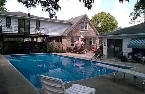 Pine Bluff Resort | Private room ∙ 2 guests