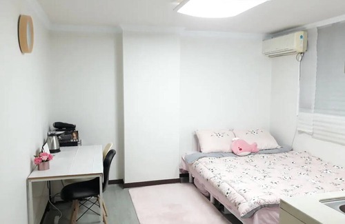 Lewellen Resort | Private room ∙ 2 guests