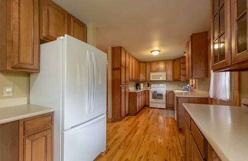 Bozeman House | Private Ski & Wellness Retreat Bridger Canyon