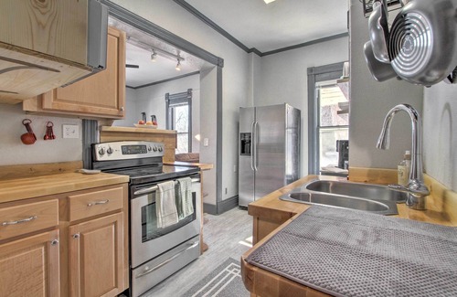 Helena Apartment | Quaint Helena Apartment - Walkable to Downtown!