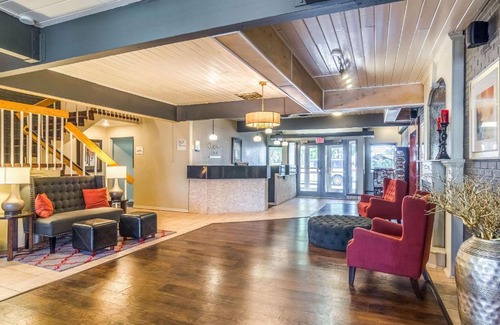 Buffalo Hotel | Quality Inn