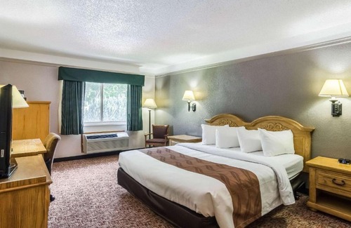 Buffalo Hotel | Quality Inn