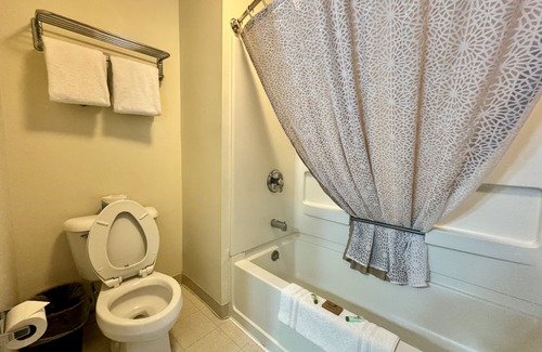 Kenmare Hotel | Quilt Inn