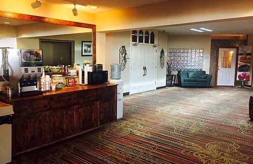 Butte Hotel | Ramada by Wyndham Butte