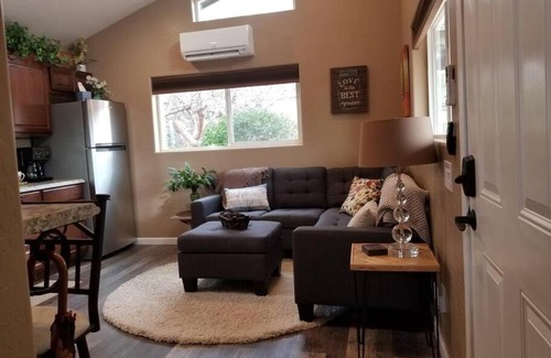 West Sedona House | Red Rocks! Stroll to trails! 1 Bd in W. Sedona!