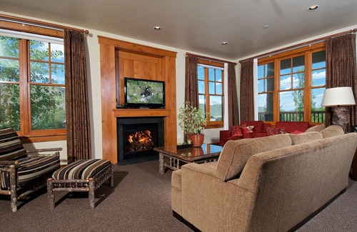 Jackson Condo | Resort Luxury Setting Right in Town on Snow King