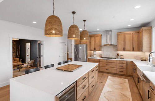 Bozeman House | Riparian Way Retreat - Gorgeous new home with 10 beds & nice mountain views!