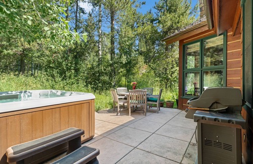 Teton Village House | RMR: Moose Creek 17 Condo in Teton Village