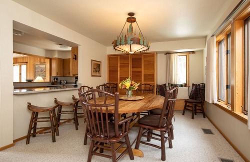 Teton Village House | RMR: Wind River 10 Condo in Teton Village