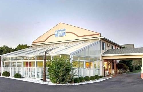 Florence Hotel | Rodeway Inn Florence - Cincinnati South