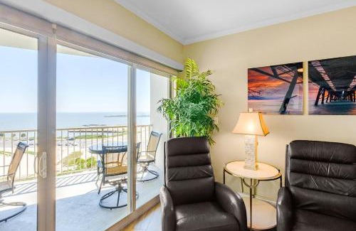 Biloxi House | Sea Breeze 1011 Penthouse
