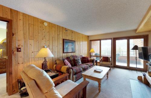 Big Sky Apartment | Skycrest