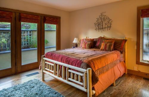 Elkhorn Village House | Skyline Drive - 108