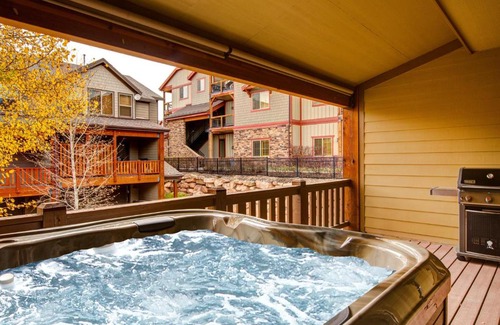 Bear Hollow Village House | Slalom Adventure