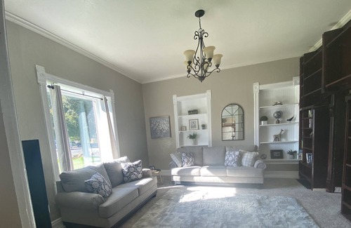 Monroe House | Spacious and Cozy Pioneer Home on Main Street In Monroe. Large yard, Game Room!