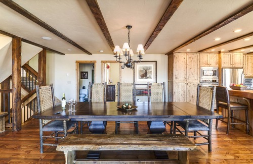 Big Sky House | Spectacular Townhome nestled in Mountain Village, ski in/ski out