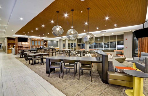 Blue Ash Hotel | SpringHill Suites by Marriott Cincinnati Blue Ash