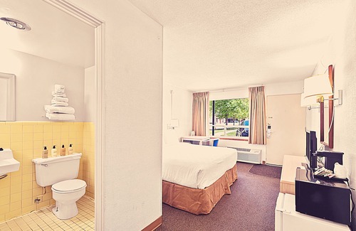 Wallace Hotel | Stardust Motel Wallace