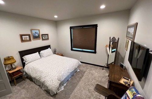 Belgrade House | Stay and play in the Heart of Gallatin Valley-easy access to Bozeman & Airport.