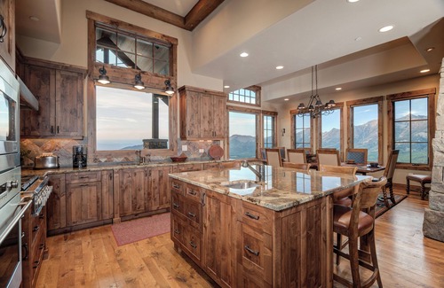 Big Sky House | Stay Montana | Valhalla at Cowboy Heaven-Sleeps 12