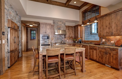 Big Sky House | Stay Montana | Valhalla at Cowboy Heaven-Sleeps 12