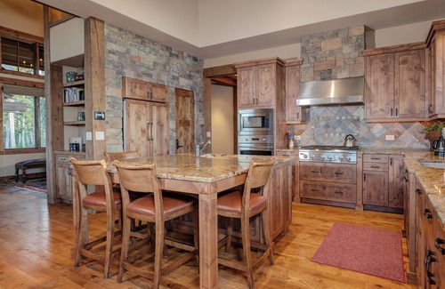 Big Sky House | Stay Montana | Valhalla at Cowboy Heaven-Sleeps 12