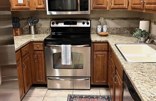 North Park City Condo | Steps from the Mountain, in the iconic Old Town of Park City-2BR/2BTH Condo