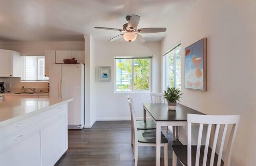 South Mission Beach Condo | Steps to Ocean ☆ Convenient Ground Level ☆ Outdoor Patio