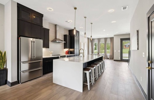 Madison House | Stunning 4 Bedroom/4.5 Bath Home w/Rooftop Deck!